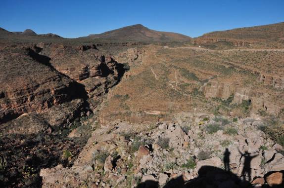 Admirando a grandiosidade da Sierra de San Francisco, no deserto Vizcaino, na Baja California - México